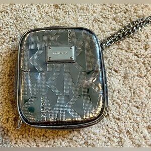 Michael Kohrs metallic silver wallet. EUC patent leather clean interior.